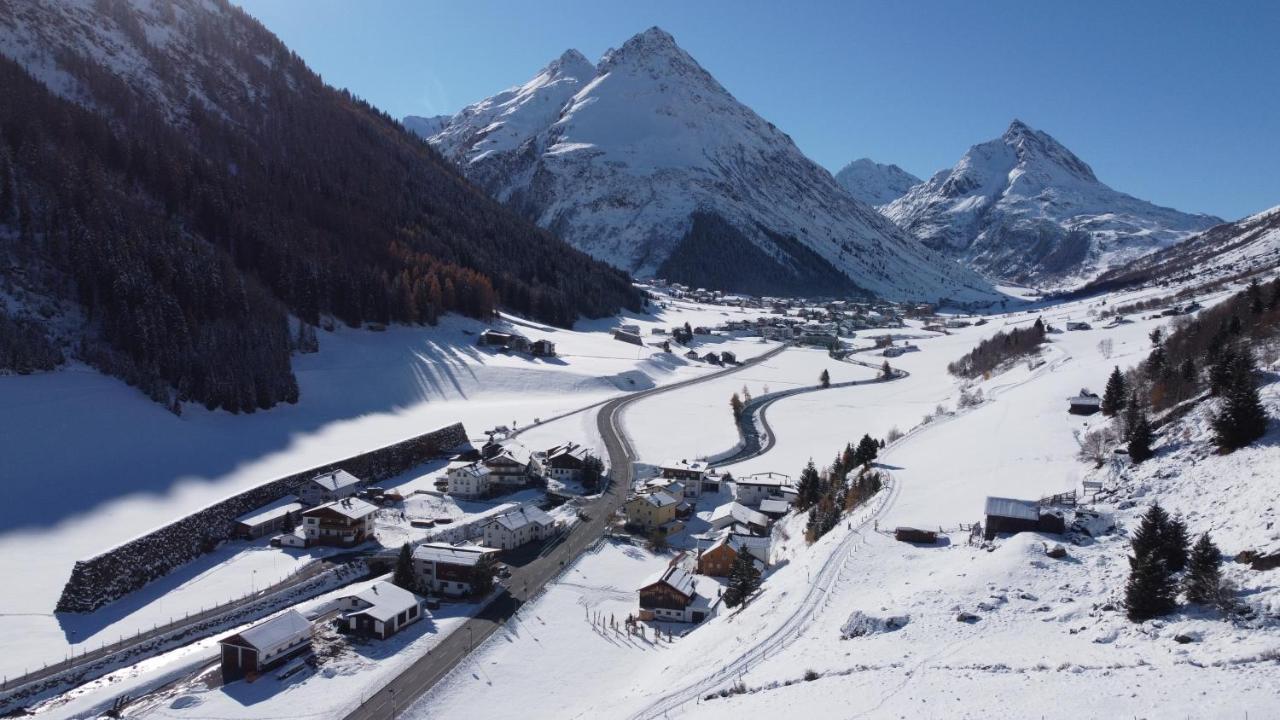 Sonnenkogel Appartement Galtür Екстериор снимка